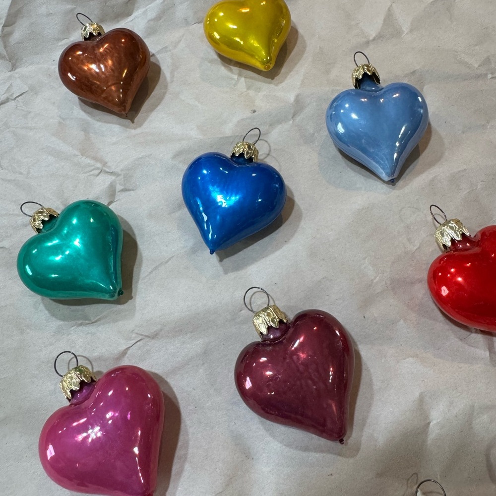 Vintage Assorted Heart-Shaped Glass Holiday Ornaments - Multicolor - Picture 4 of 4